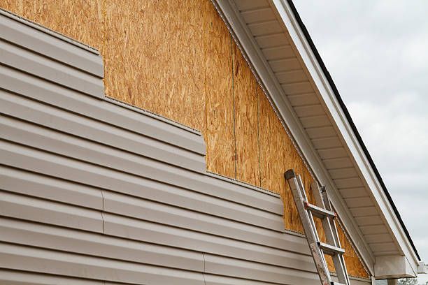 Professional Fiber Cement Siding technician working in Vienna, WV